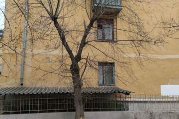 2-к квартира, 30 м², 1/3 эт.