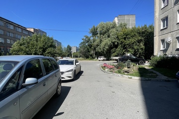 Комната, (всего 1 ком.), 12,2 м², 3/10 эт.