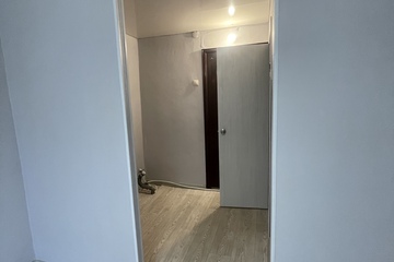 Комната, (всего 5 ком.), 80 м², 1/5 эт.