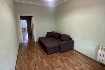2-к квартира, 59 м², 3/3 эт.